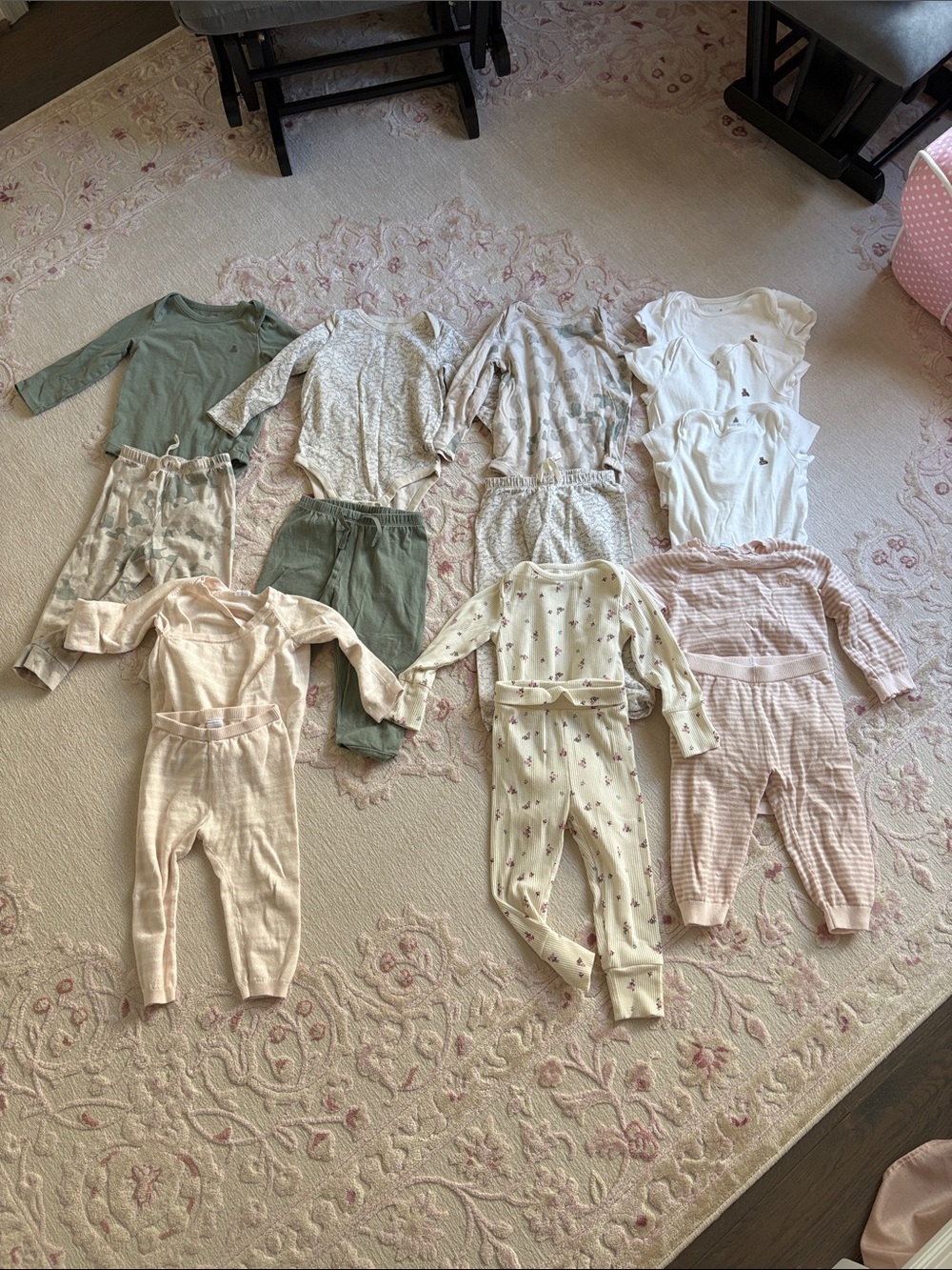 Baby Gap Baby Girl lot, Size 18-24 months